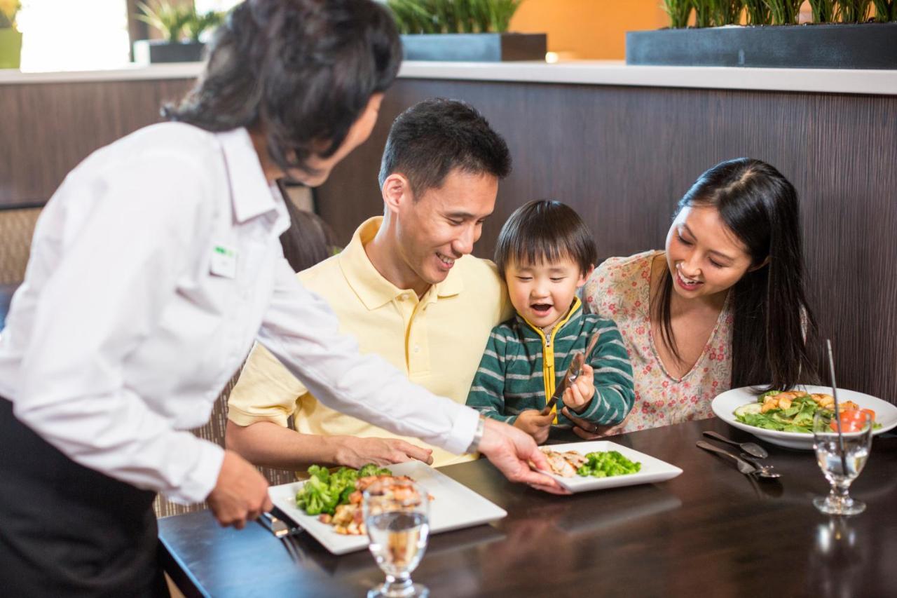 Holiday Inn - Long Island - Islip Arpt East By Ihg Holtsville Εξωτερικό φωτογραφία