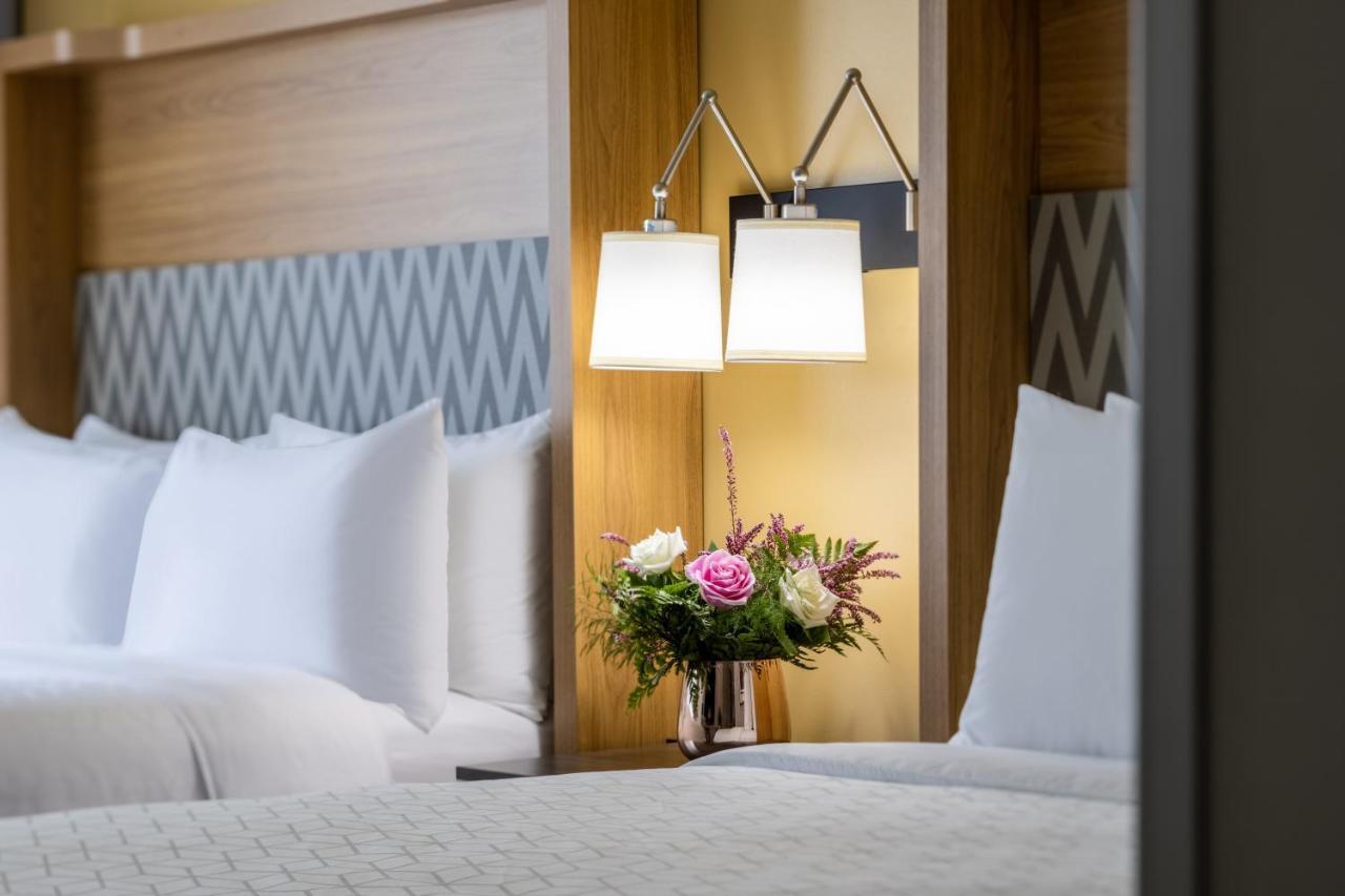 Holiday Inn - Long Island - Islip Arpt East By Ihg Holtsville Εξωτερικό φωτογραφία