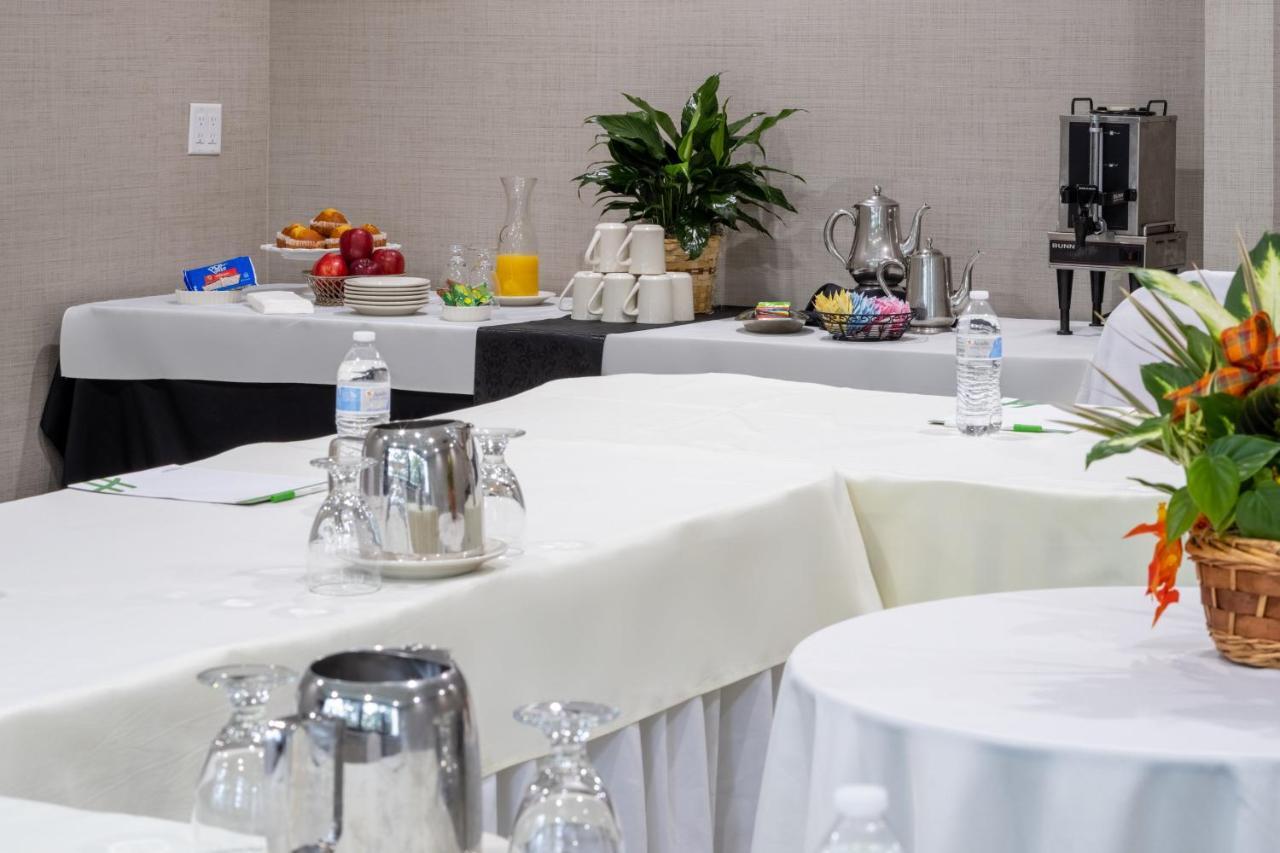 Holiday Inn - Long Island - Islip Arpt East By Ihg Holtsville Εξωτερικό φωτογραφία